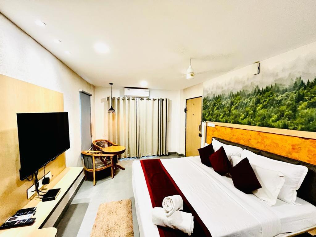 Hotel Lake View Airport Zone Hyderabad Exterior foto