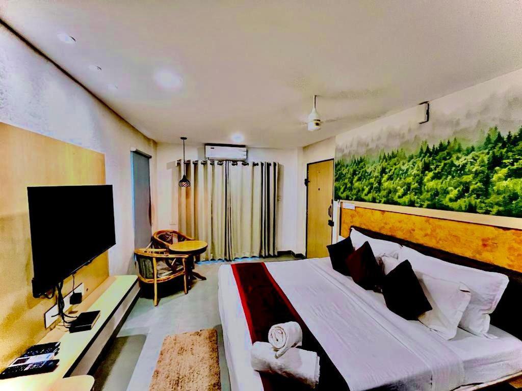 Hotel Lake View Airport Zone Hyderabad Exterior foto